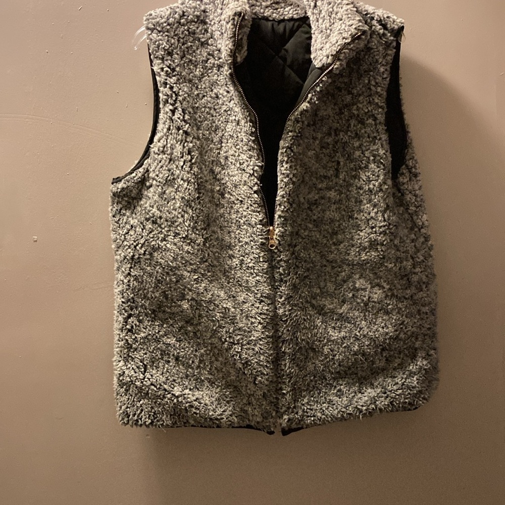 Solid Double Side Pockets Vest | Size L - image 3